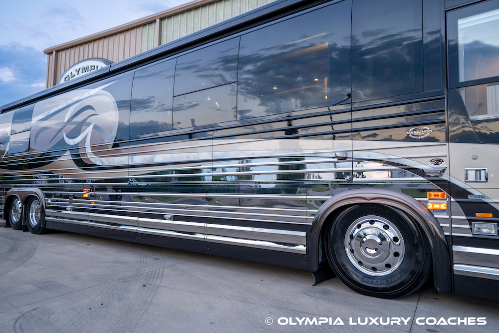 2009 Prevost Marathon XLII For Sale