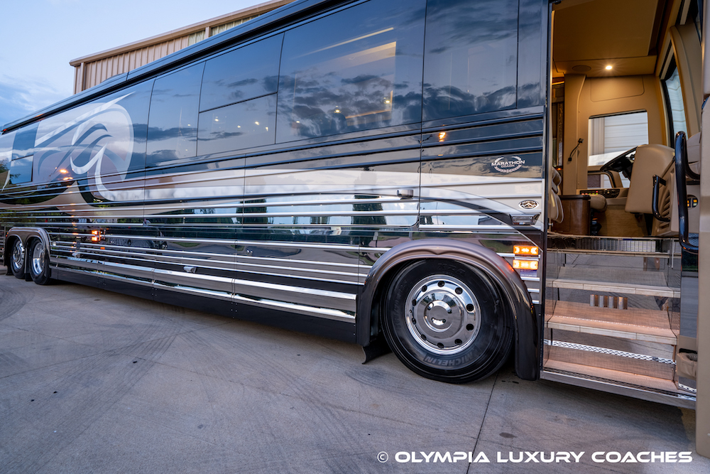 2009 Prevost Marathon XLII For Sale