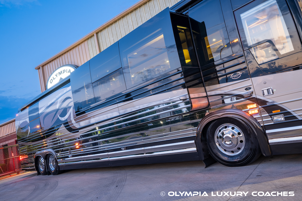 2009 Prevost Marathon XLII For Sale