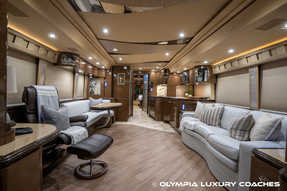 2009 Prevost Marathon XLII For Sale