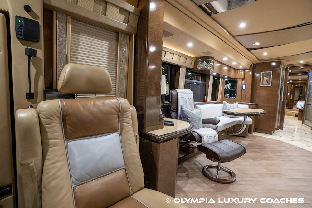 2009 Prevost Marathon XLII For Sale