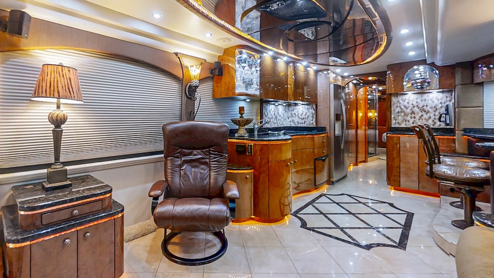 2009 Prevost Millennium H3-45 For Sale