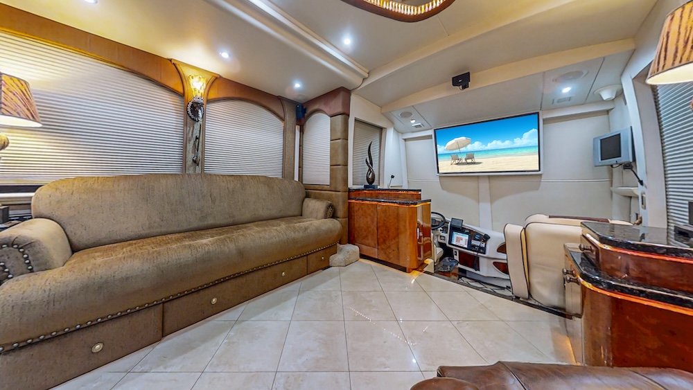 2009 Prevost Millennium H3-45 For Sale