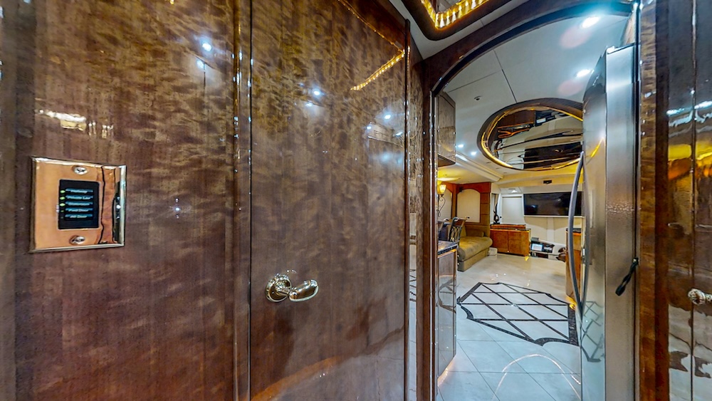 2009 Prevost Millennium H3-45 For Sale
