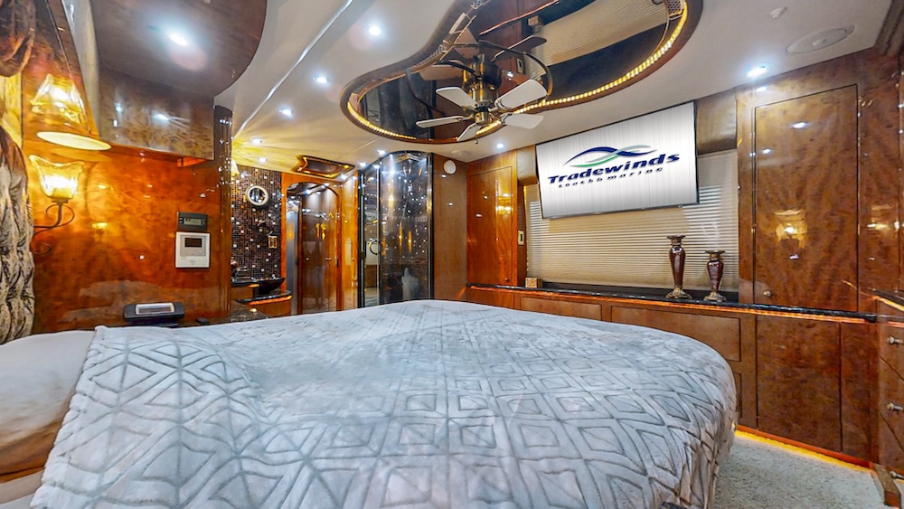 2009 Prevost Millennium H3-45 For Sale