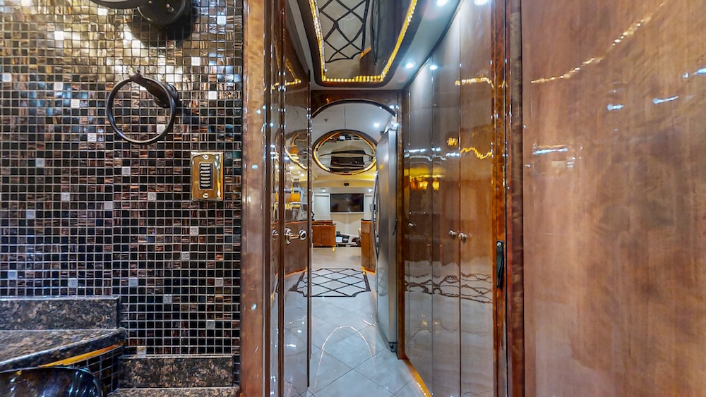 2009 Prevost Millennium H3-45 For Sale