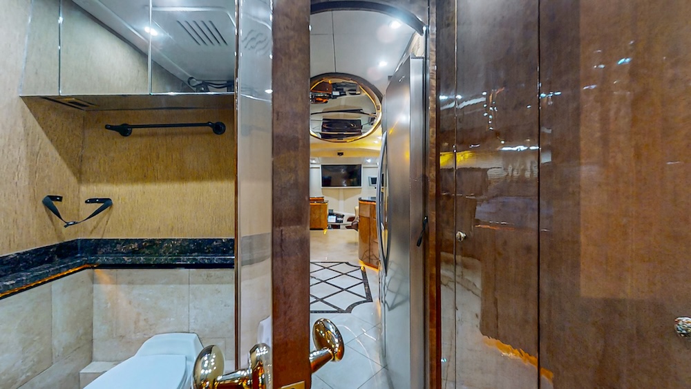 2009 Prevost Millennium H3-45 For Sale