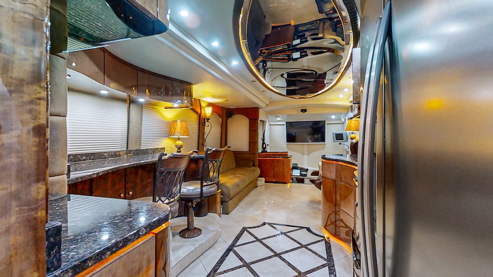 2009 Prevost Millennium H3-45 For Sale