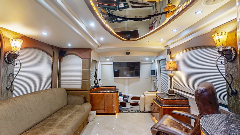 2009 Prevost Millennium H3-45 For Sale