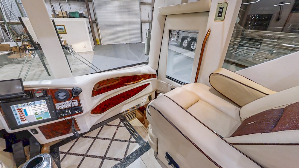 2009 Prevost Millennium H3-45 For Sale