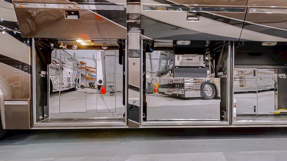 2009 Prevost Millennium H3-45 For Sale