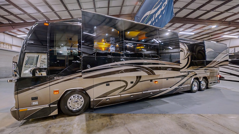 2009 Prevost Millennium H3-45 For Sale