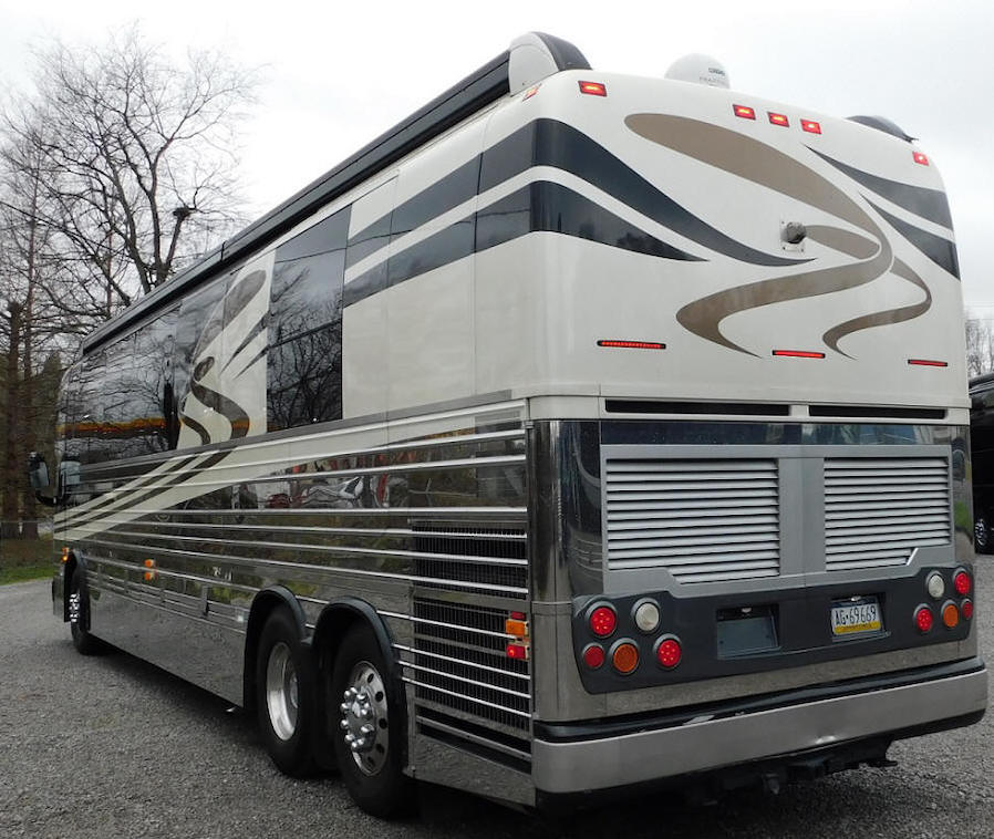 2008 Prevost XLII For Sale