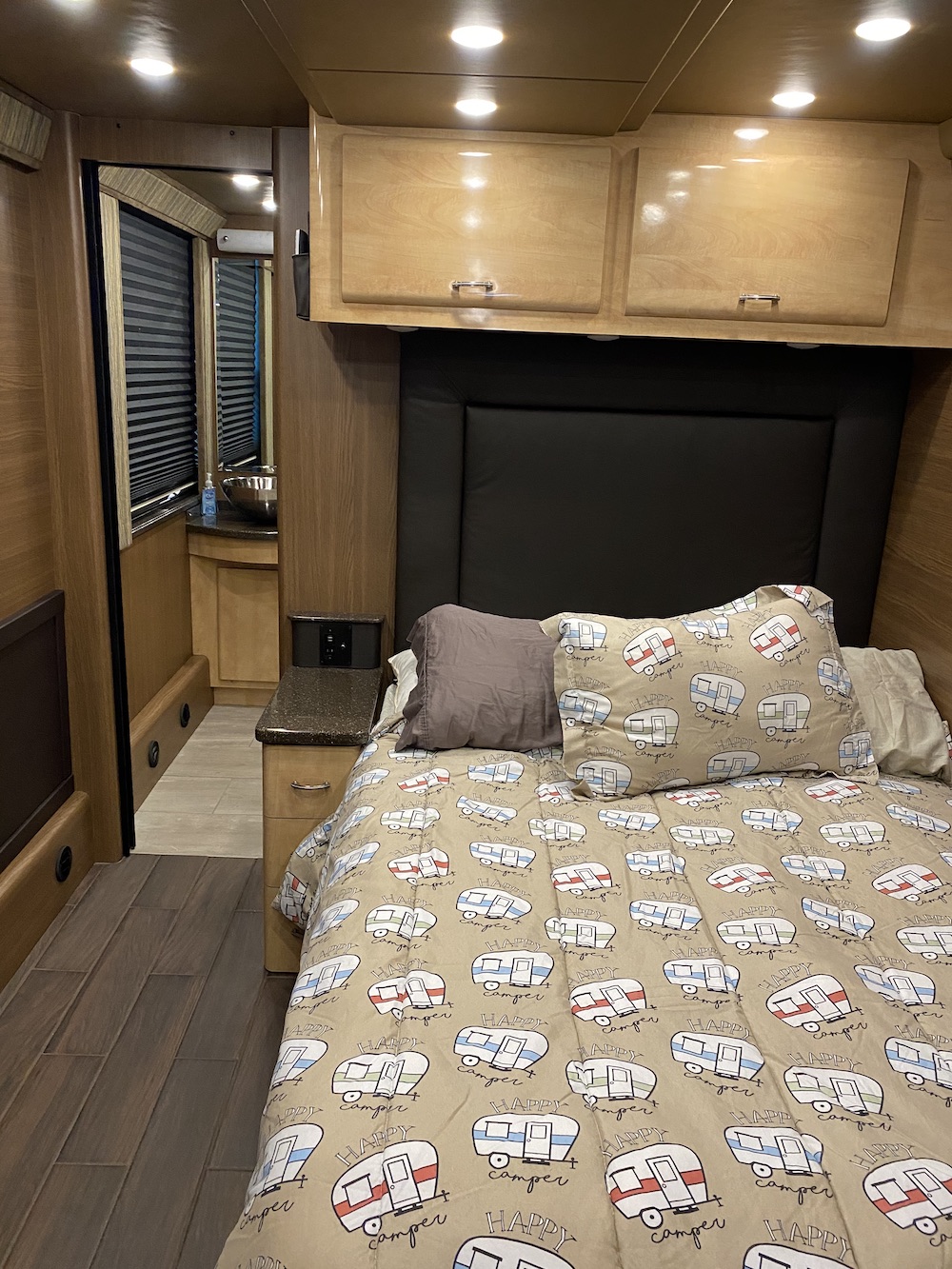 2009 Prevost XLII For Sale