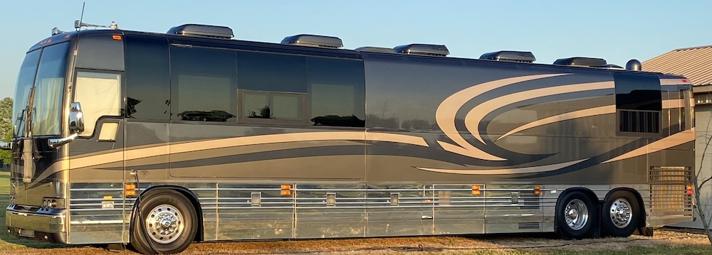 2009 Prevost XLII For Sale