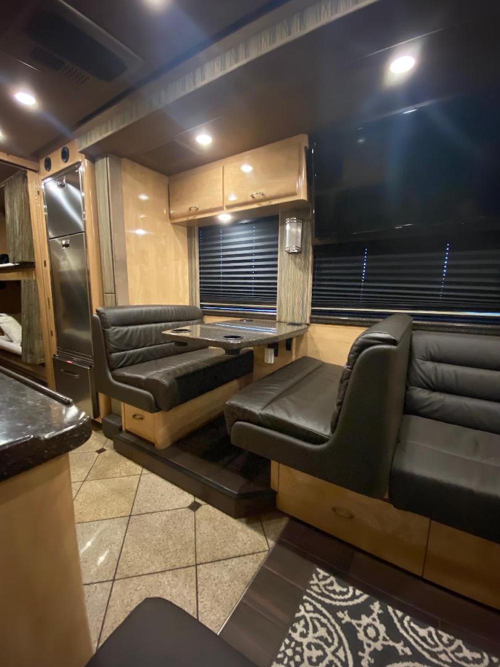 2009 Prevost XLII For Sale