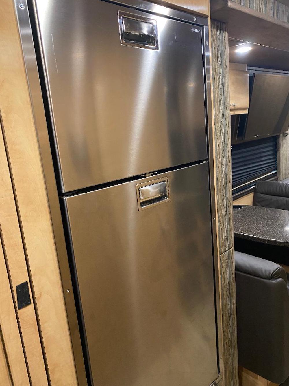 2009 Prevost XLII For Sale