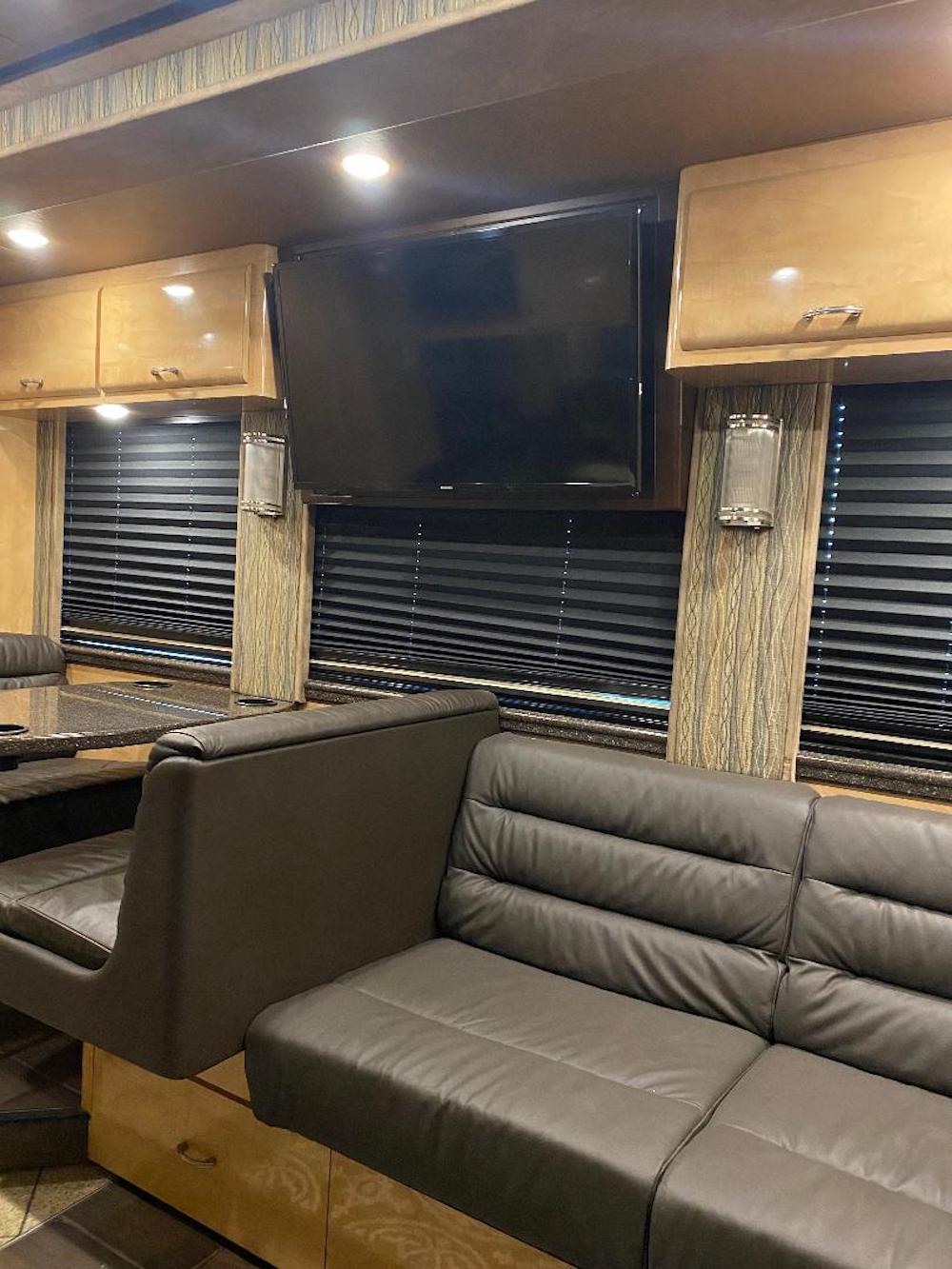 2009 Prevost XLII For Sale