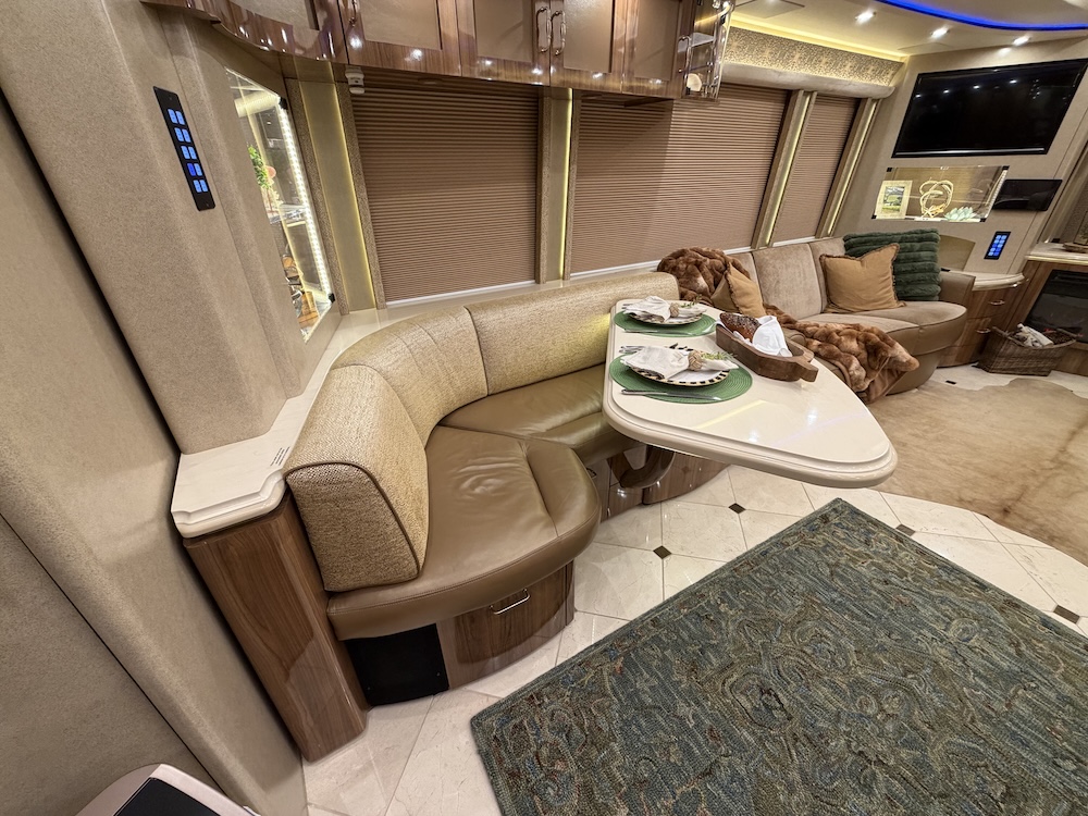 2019 Prevost H3-45 For Sale