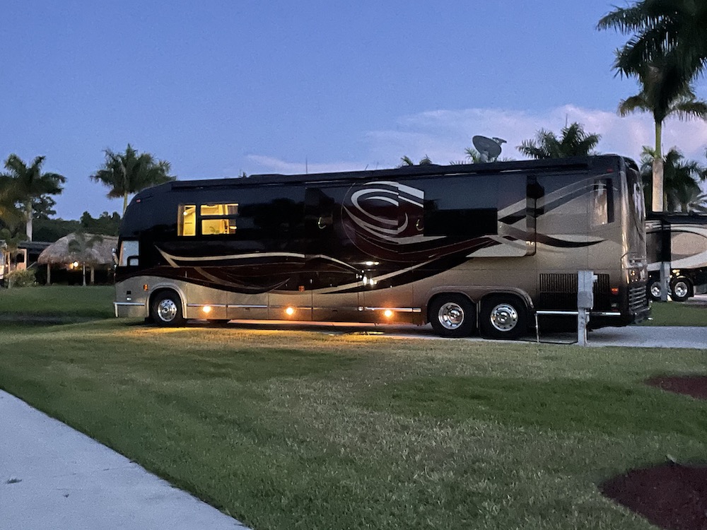 2010 Prevost Marathon H3-45 For Sale