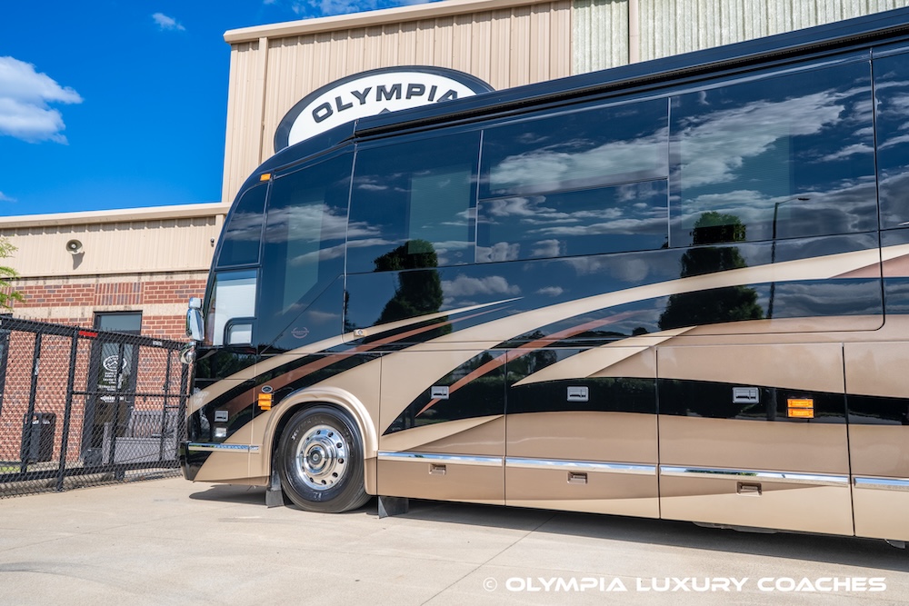 2019 Prevost Marathon  H3-45 For Sale