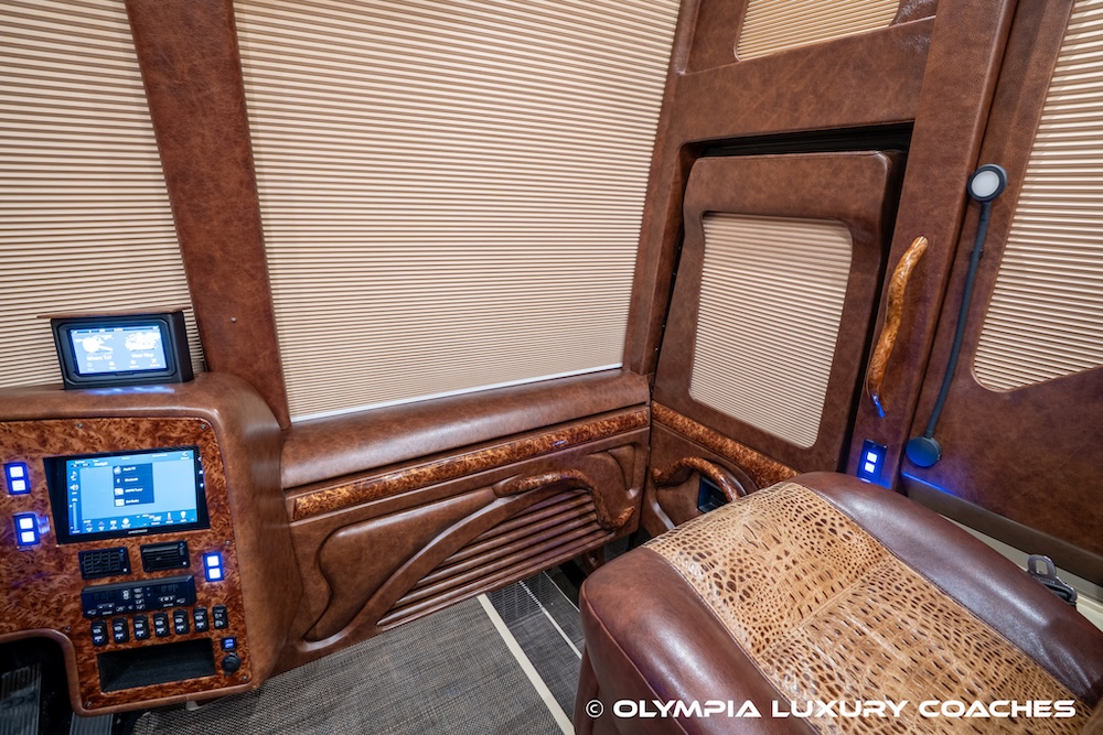 2019 Prevost Marathon  H3-45 For Sale