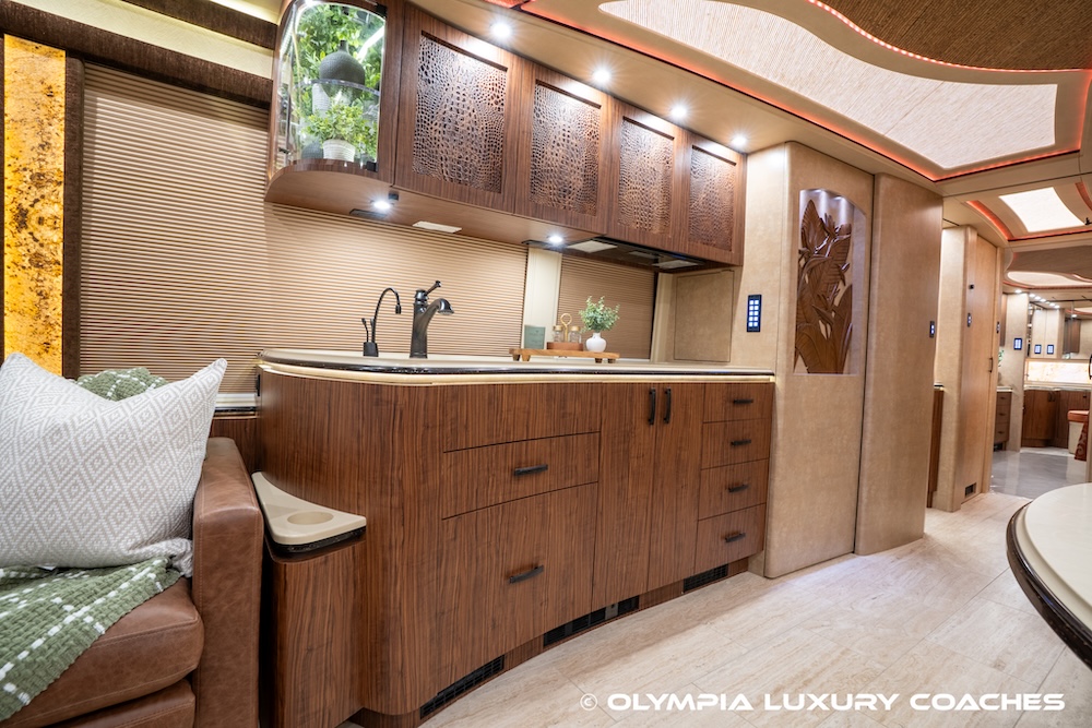 2019 Prevost Marathon  H3-45 For Sale
