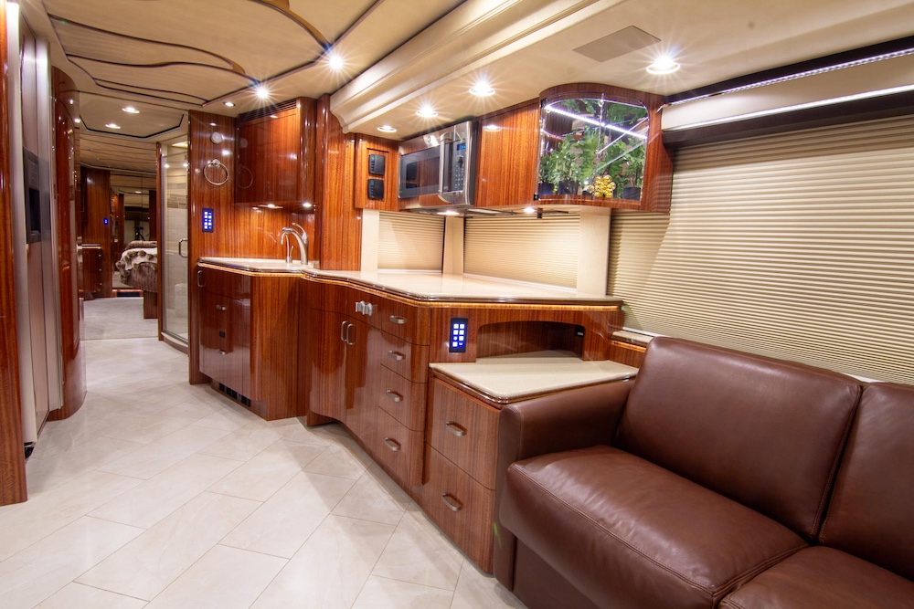 2010 Prevost Marathon H3-45 For Sale
