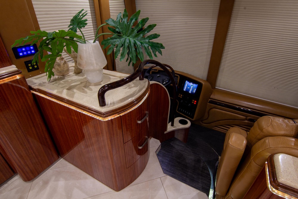 2010 Prevost Marathon H3-45 For Sale