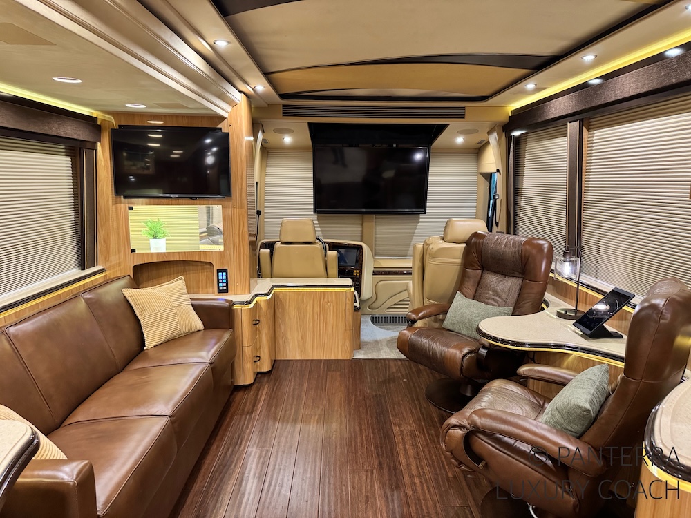 2010 Prevost Marathon XLII For Sale