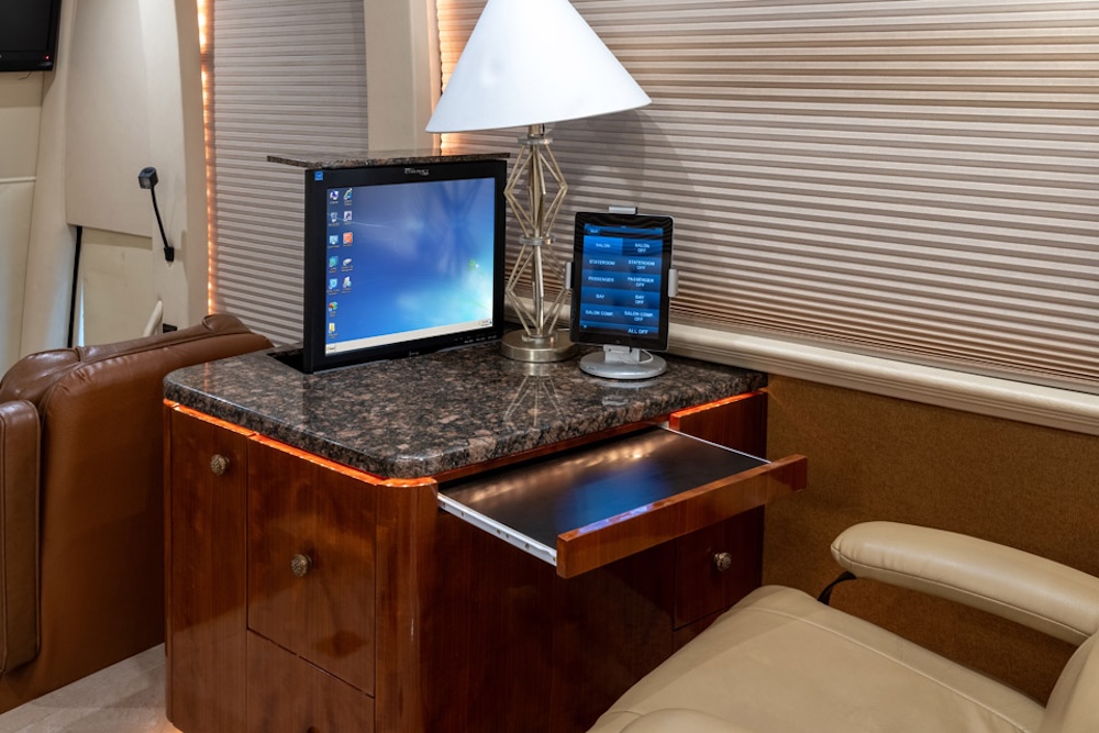 2010 Prevost Millennium H3-45 For Sale