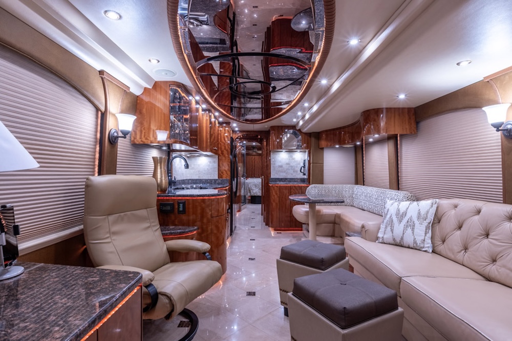 2010 Prevost Millennium H3-45 For Sale
