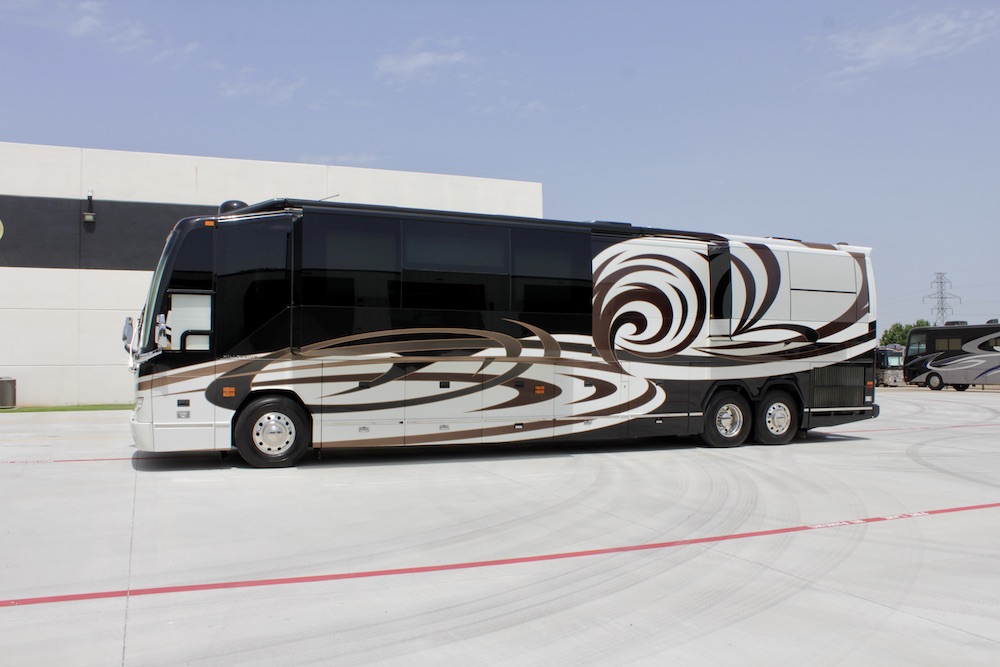 2010 Prevost Millennium H3-45 For Sale