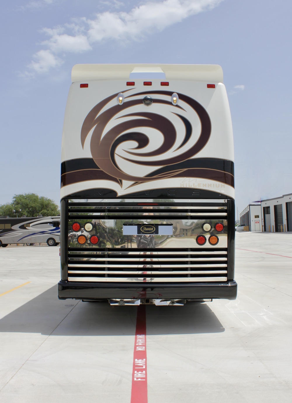 2010 Prevost Millennium H3-45 For Sale