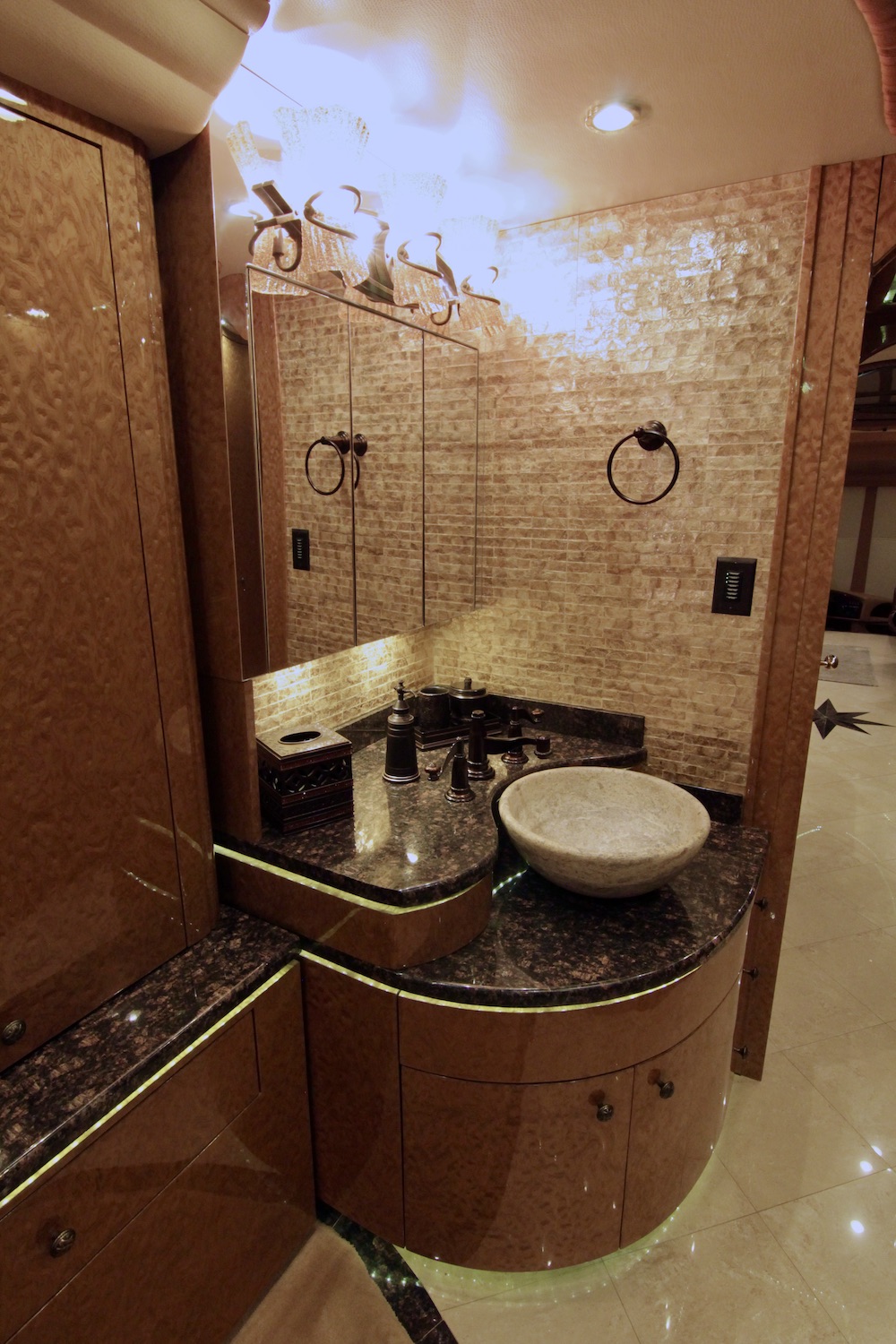 2010 Prevost Millennium H3-45 For Sale