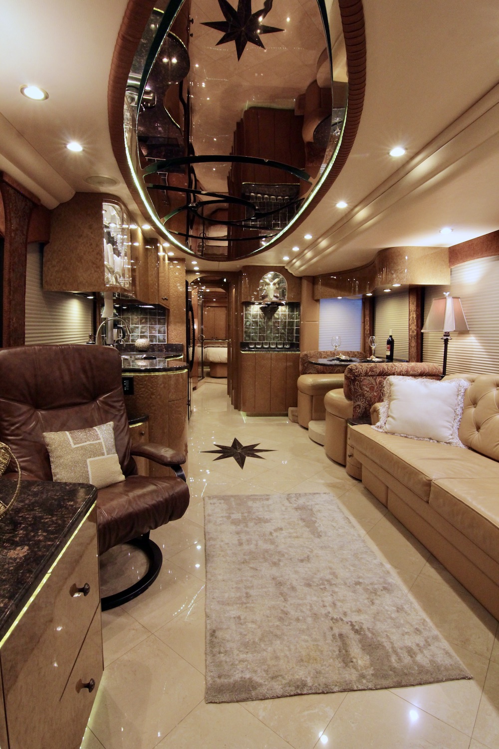 2010 Prevost Millennium H3-45 For Sale