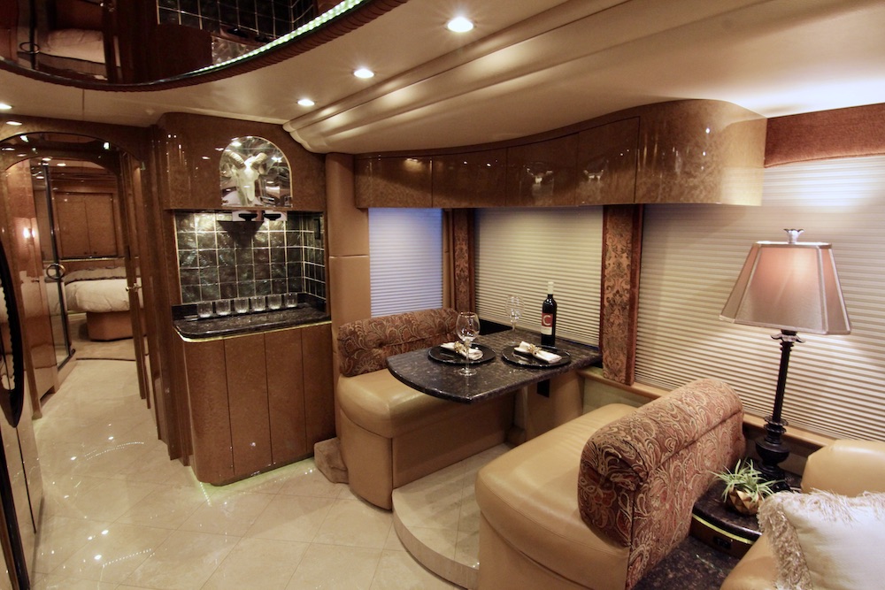 2010 Prevost Millennium H3-45 For Sale