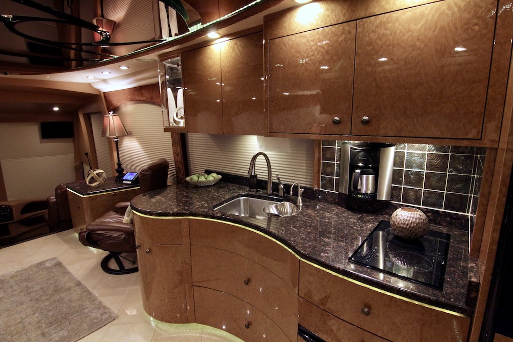 2010 Prevost Millennium H3-45 For Sale