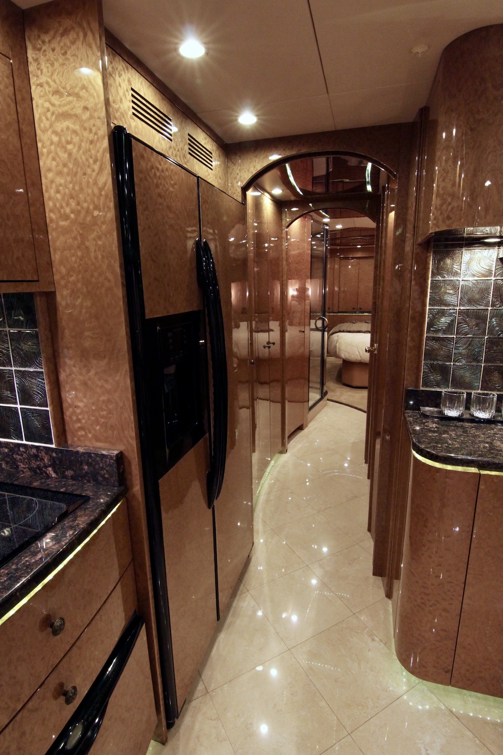 2010 Prevost Millennium H3-45 For Sale