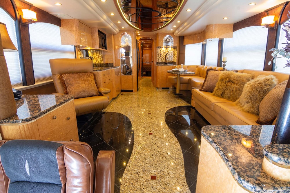 2010 Prevost Millennium H3-45 For Sale
