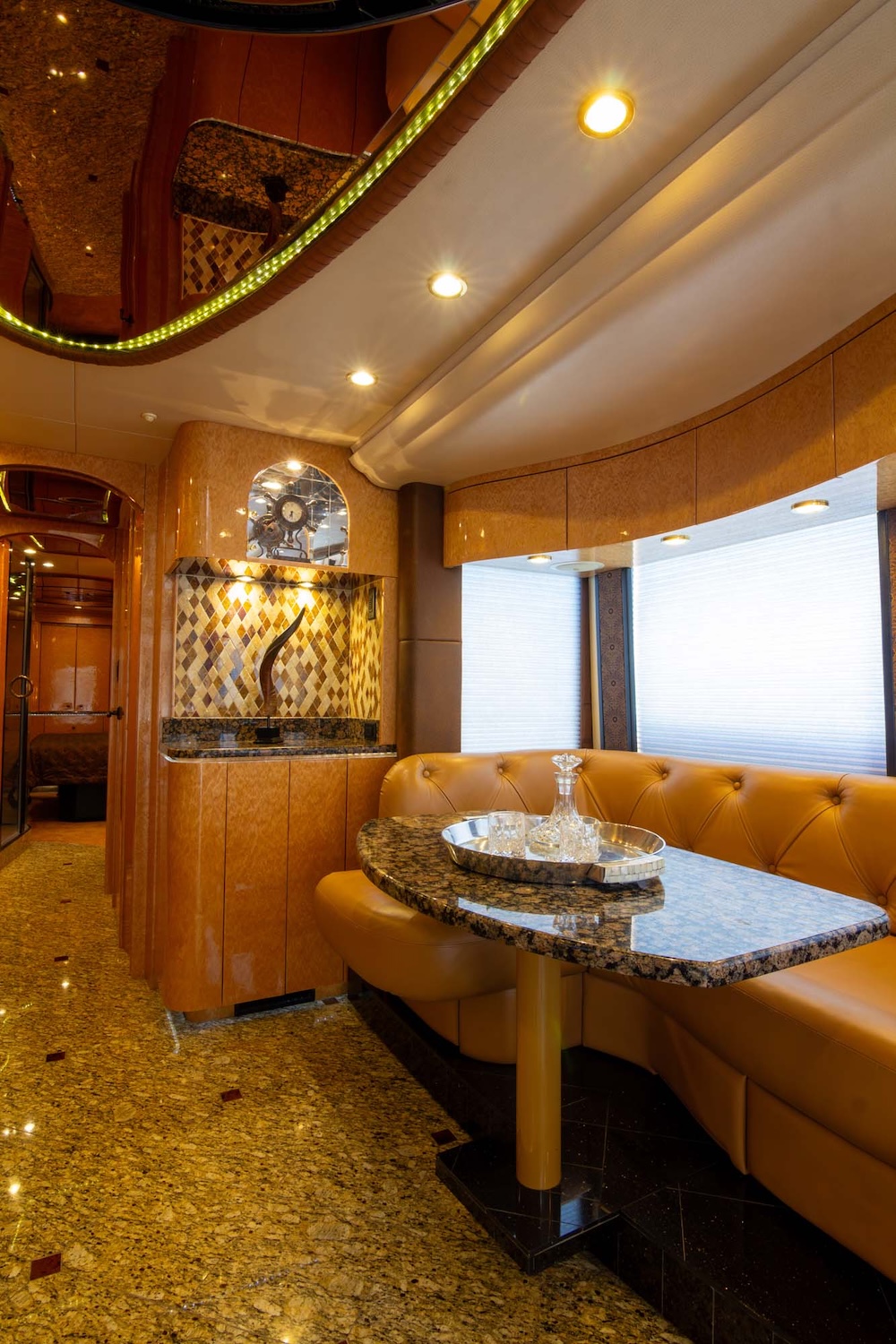 2010 Prevost Millennium H3-45 For Sale