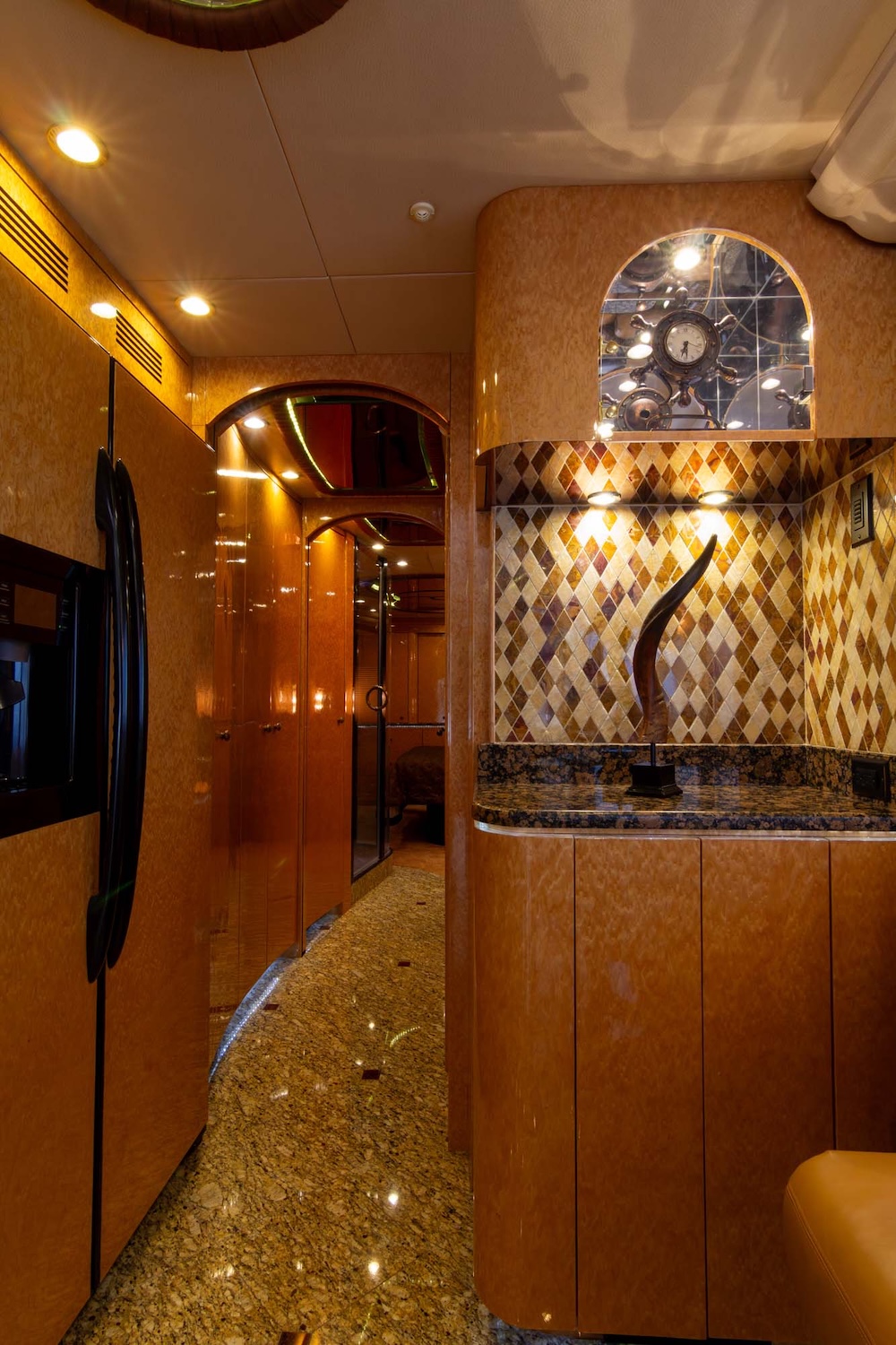 2010 Prevost Millennium H3-45 For Sale