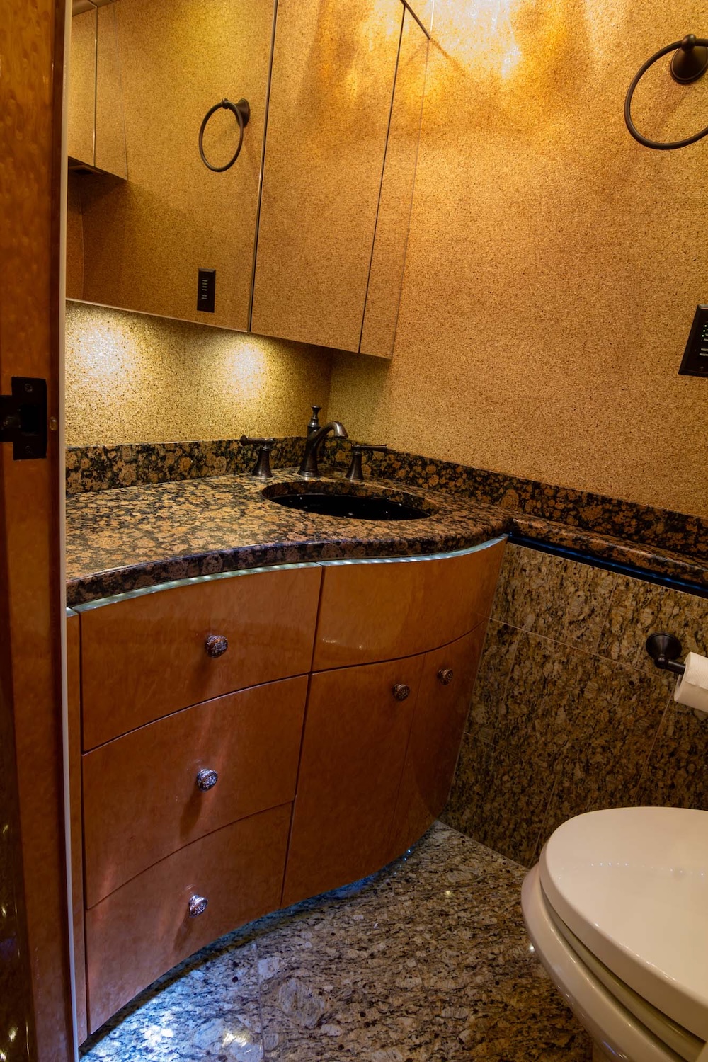 2010 Prevost Millennium H3-45 For Sale