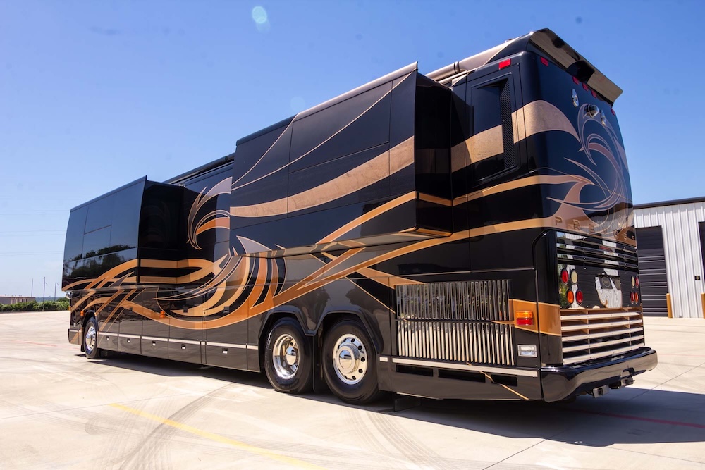 2010 Prevost Millennium H3-45 For Sale