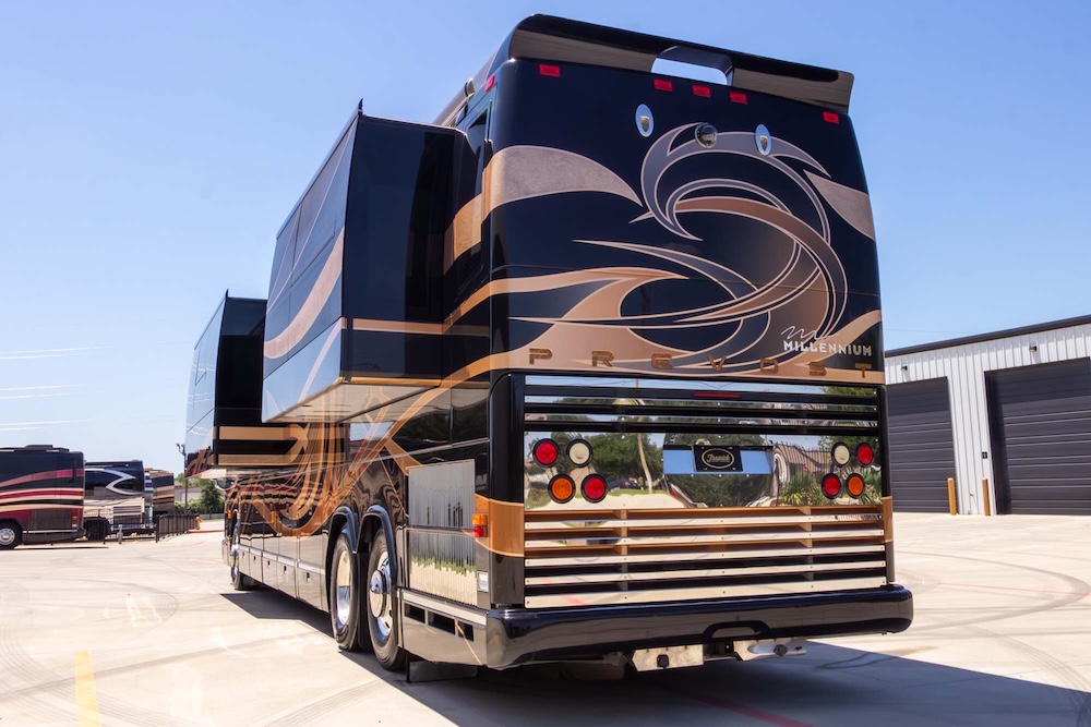 2010 Prevost Millennium H3-45 For Sale