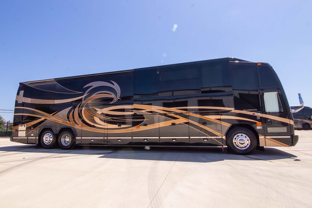 2010 Prevost Millennium H3-45 For Sale