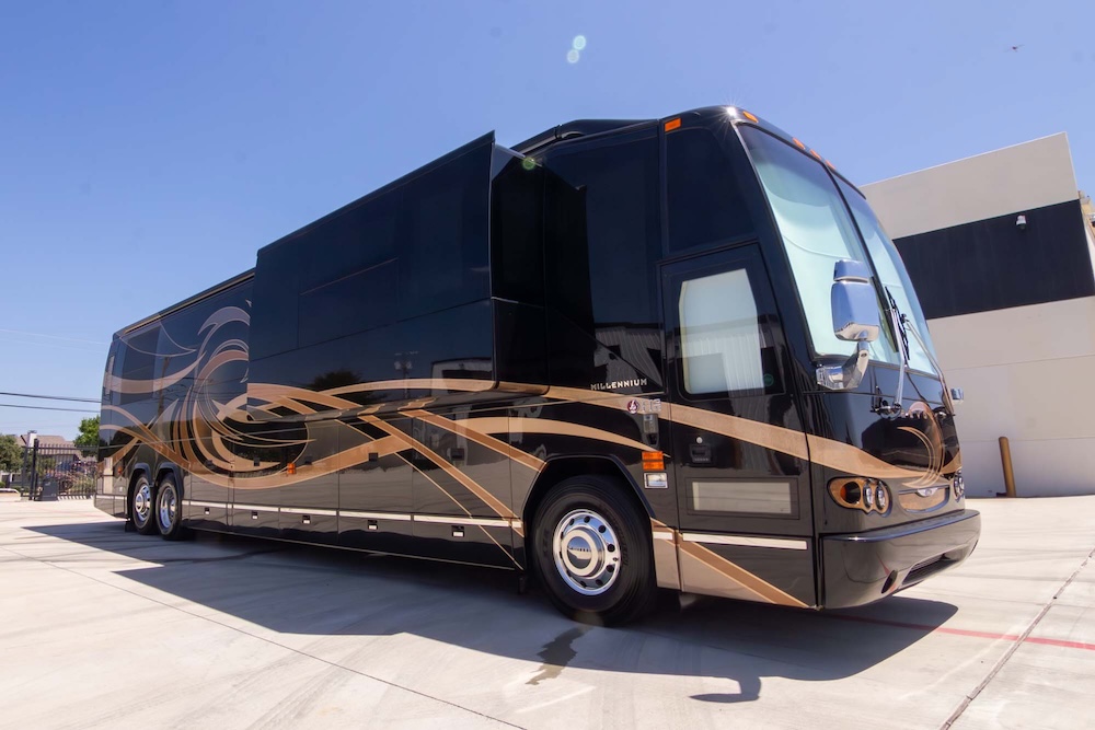 2010 Prevost Millennium H3-45 For Sale