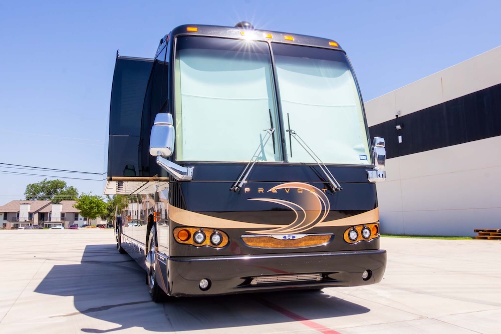 2010 Prevost Millennium H3-45 For Sale
