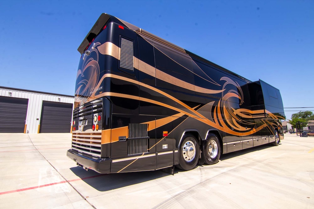 2010 Prevost Millennium H3-45 For Sale