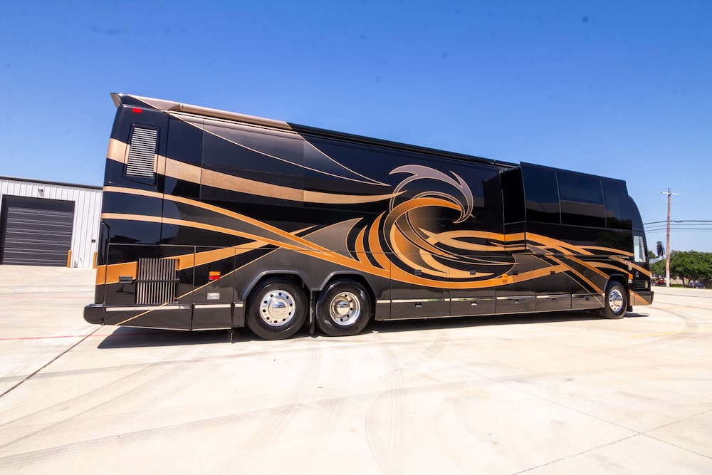 2010 Prevost Millennium H3-45 For Sale
